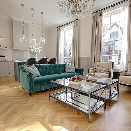 Ch1 Boutique Stays-2